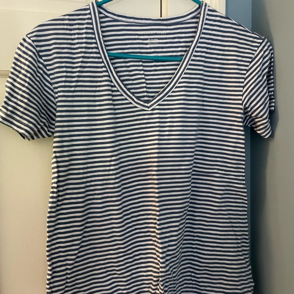 American Eagle xs, striped t shirt, barely worn